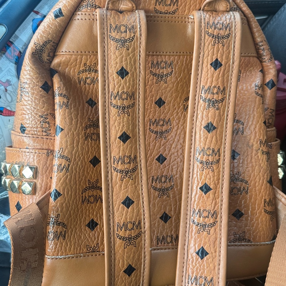 MCM monogram backpack - Picture 3 of 3